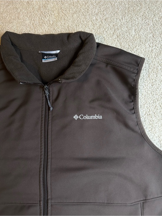Columbia Other - Columbia Men's Ascender Brown Softshell Vest